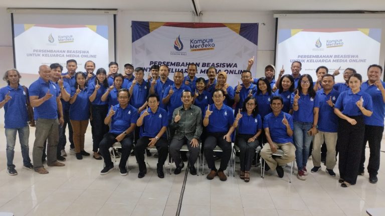 Perkuat Kerjasama, ITB STIKOM Bali Berikan Beasiswa Bagi Keluarga Media Online