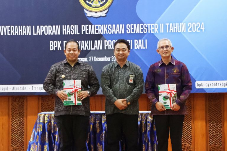 Terima LHP Semester II 2024 dari BPK, Pj Gubernur Mahendra Jaya Terus Dorong Pengelolaan Keuangan Daerah yang Akuntabel, Akurat, dan Efektif