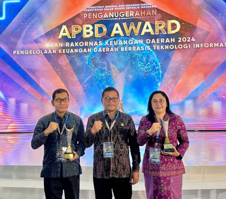 Pemkot Denpasar Raih Dua Penghargaan pada Ajang APBD Awards Tahun 2024