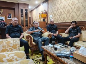 Fraksi Golkar DPRD Badung Dukung Langkah Darurat Sampah, Tekankan Pentingnya Transparansi