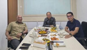 Ngobrol Santai Koster–De Gadjah, Soroti Isu Sampah dan Energi