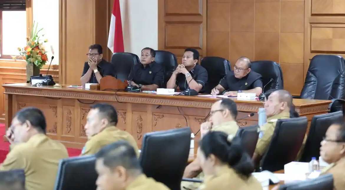 Raker Komisi II DPRD Badung Soroti Strategi Penanganan Sampah Pasca Penutupan TPA Suwung